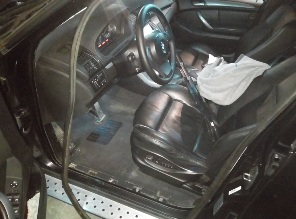 11 регулювання троса ручок дверей bmw x5 e53 5