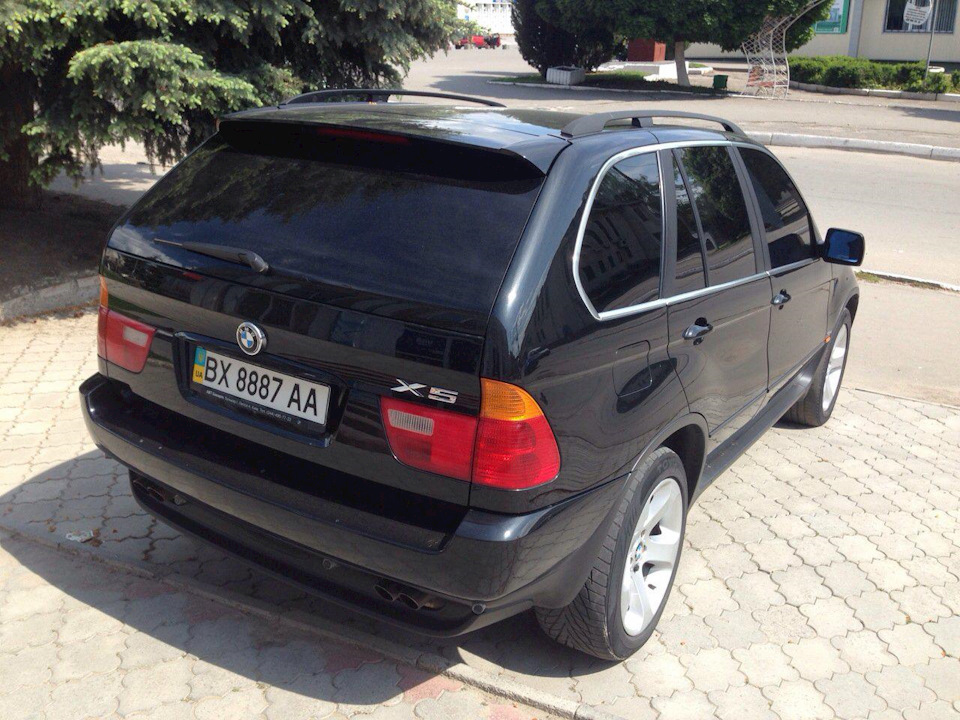 Двірник E70 2
