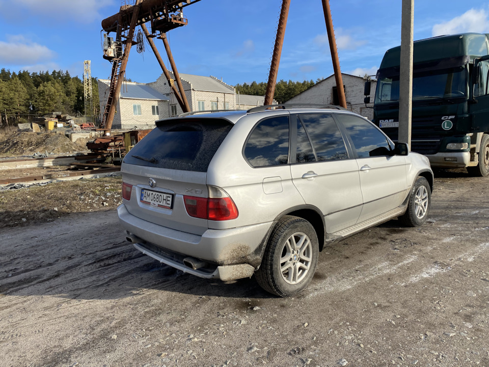 Перед вами BMW X5 e53 rest 4