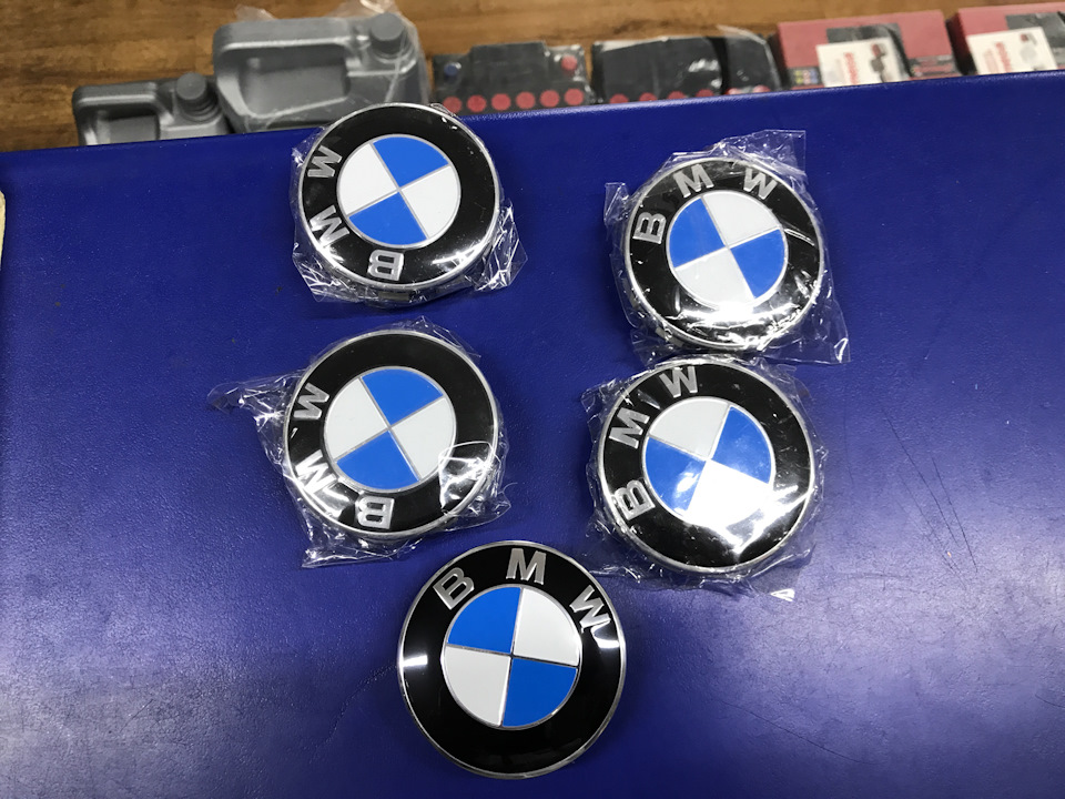 Колісні ковпачки BMW Italy. 2