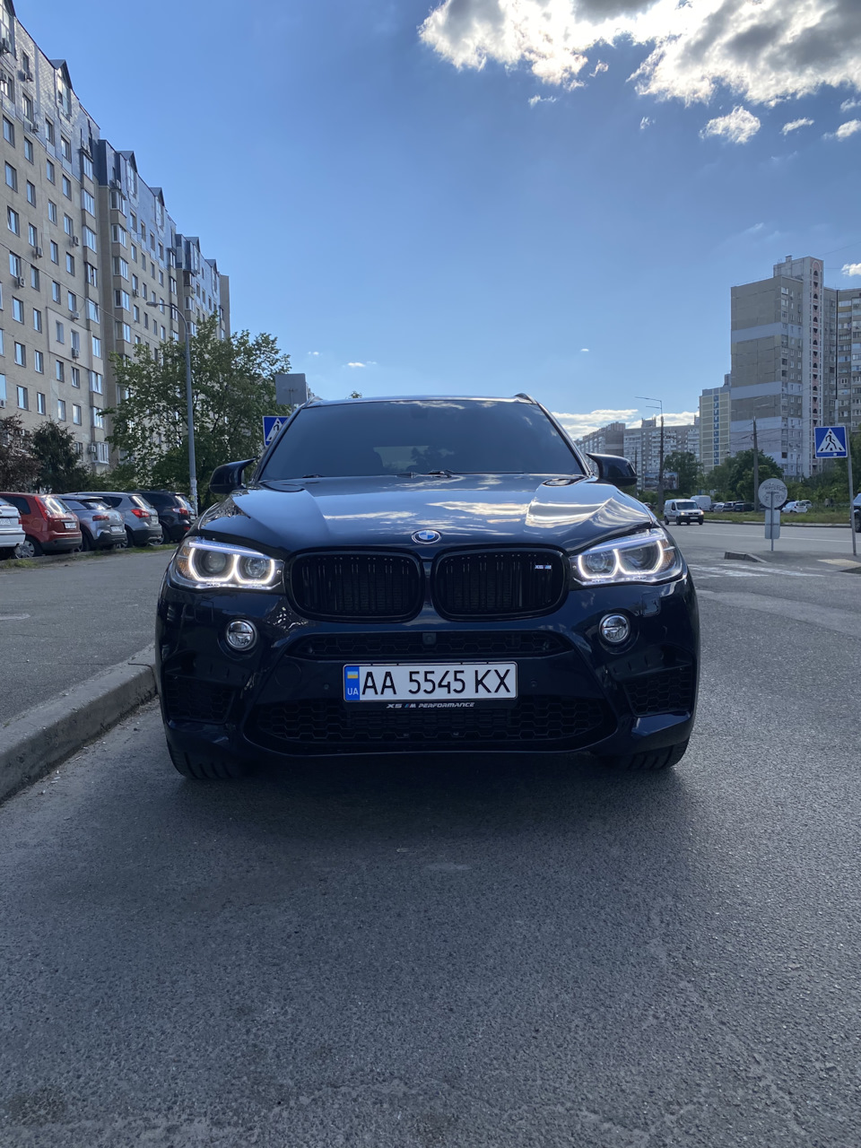 Встановив обвіс Х5М 3
