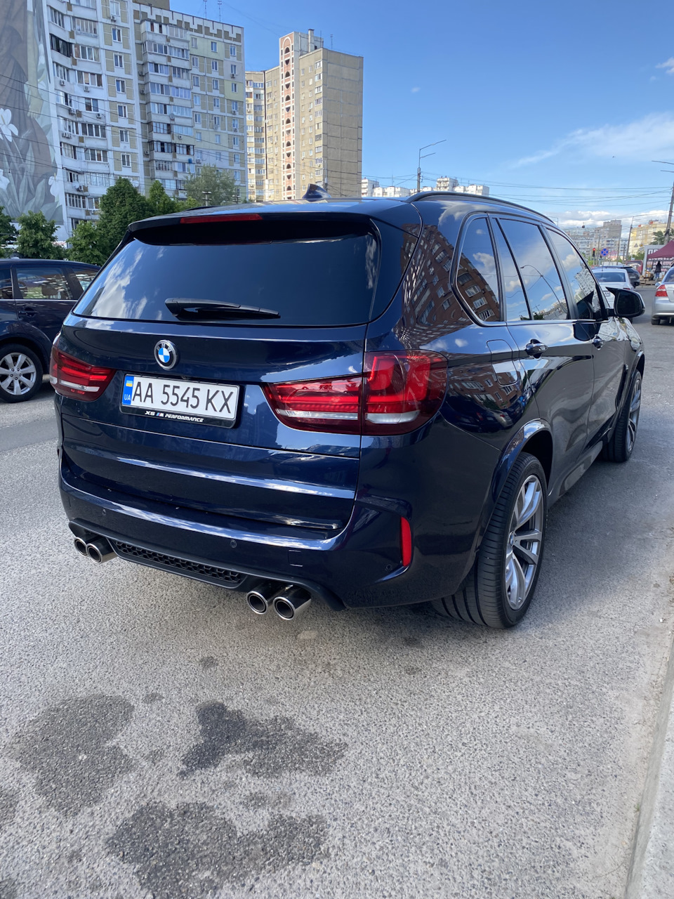 Встановив обвіс Х5М 5