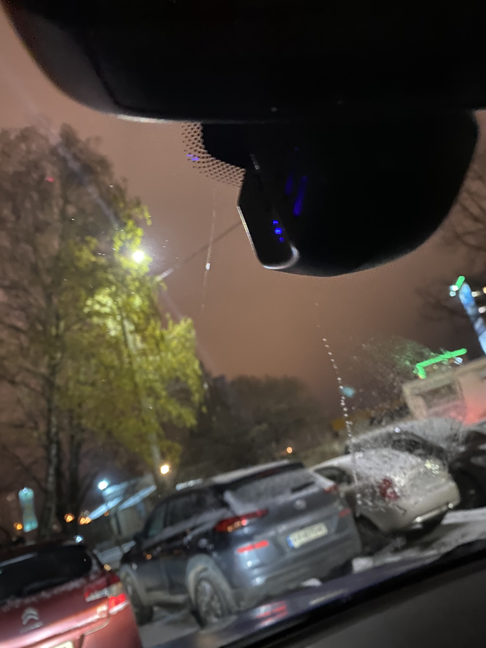 Неприємності. Тріщина на лобовому 2