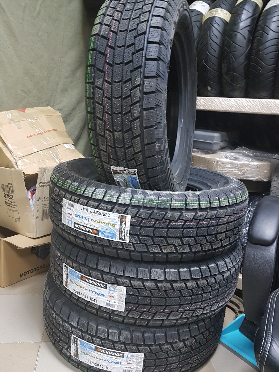Купив тапки Hankook Dynapro I*Cept RW08 235/65 R17 104T 1