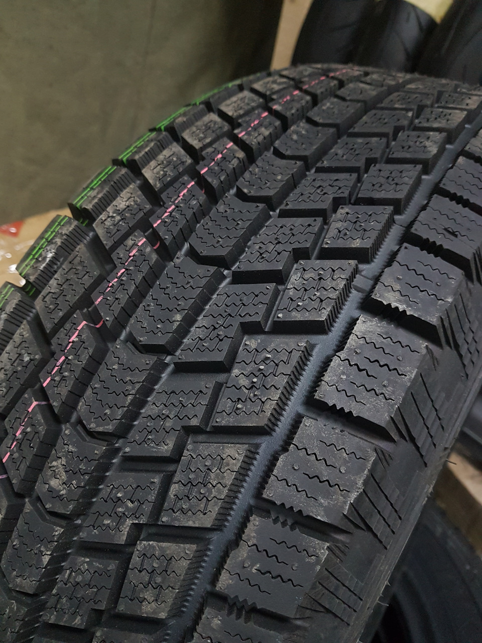 Купив тапки Hankook Dynapro I*Cept RW08 235/65 R17 104T 2