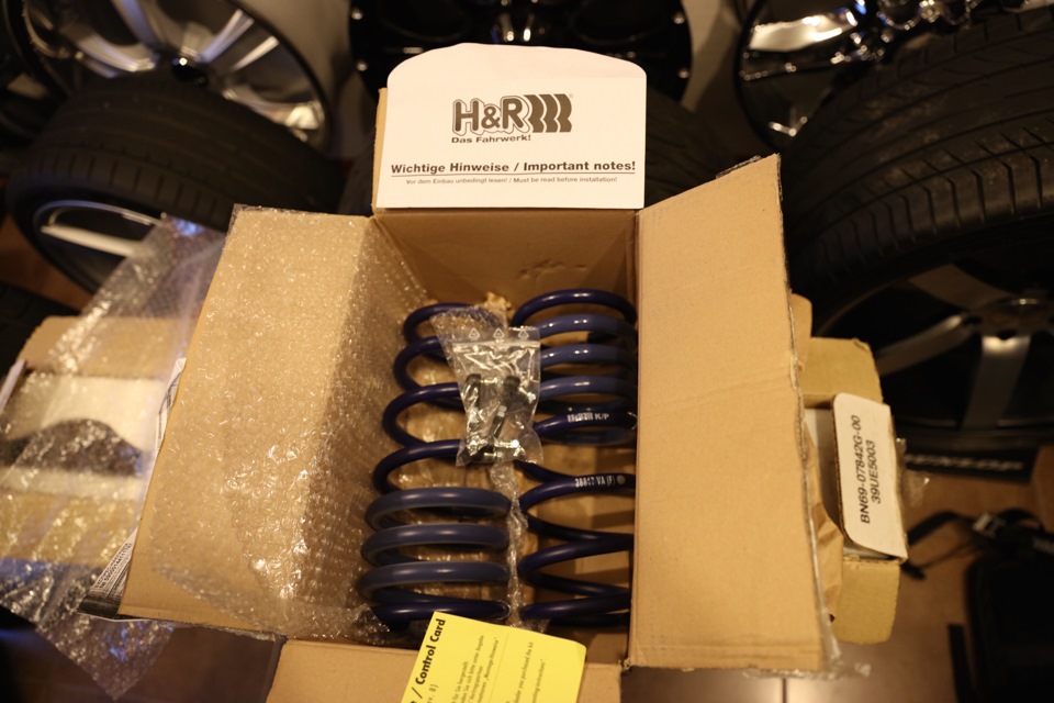 Пружини H&R 1