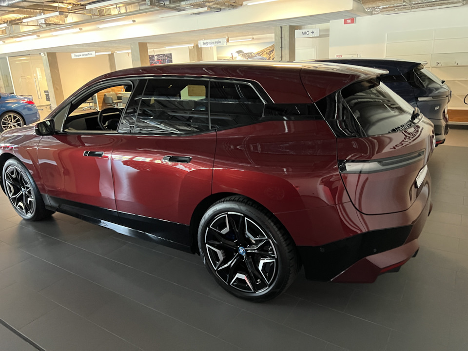 Які BMW у продажу, серпень 2023 4