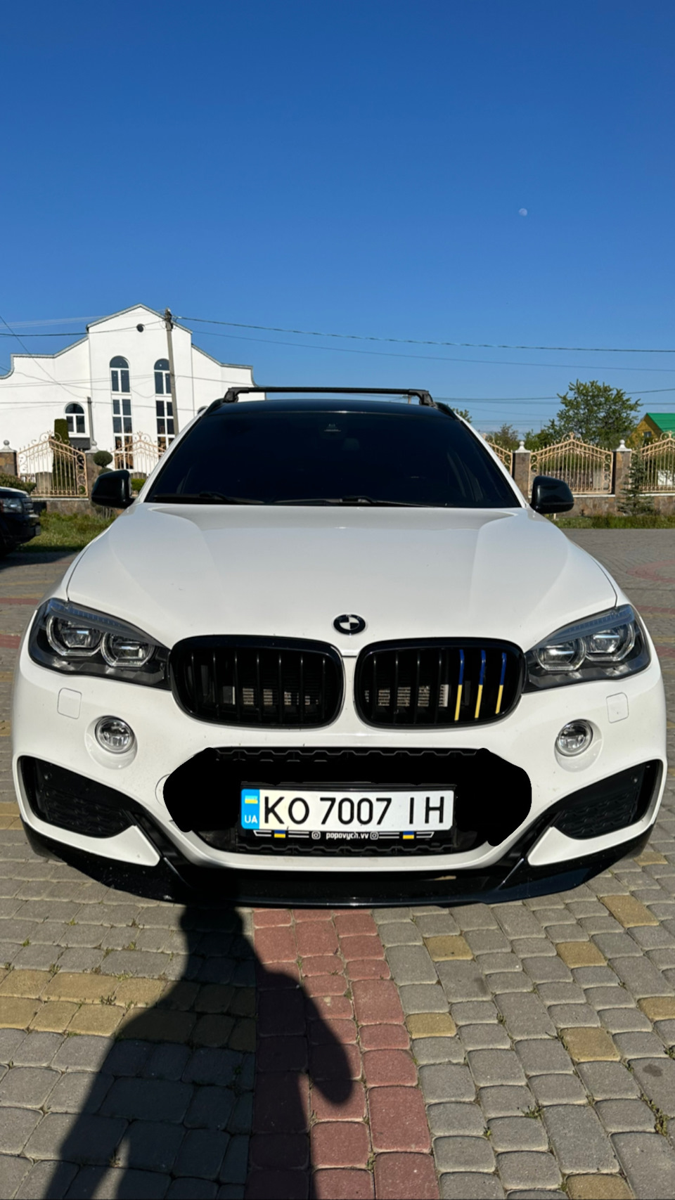 Бампер під М 1