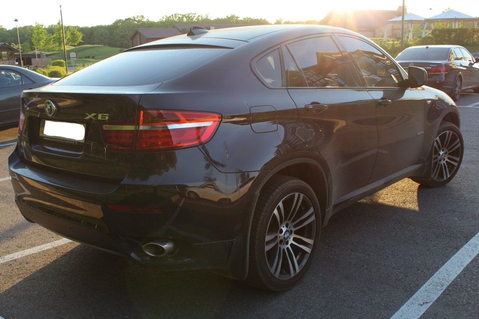 BMW X6 M Sport Edition у харківському гольф-клубі (SUPERIOR GOLF & SPA RESORT). 1