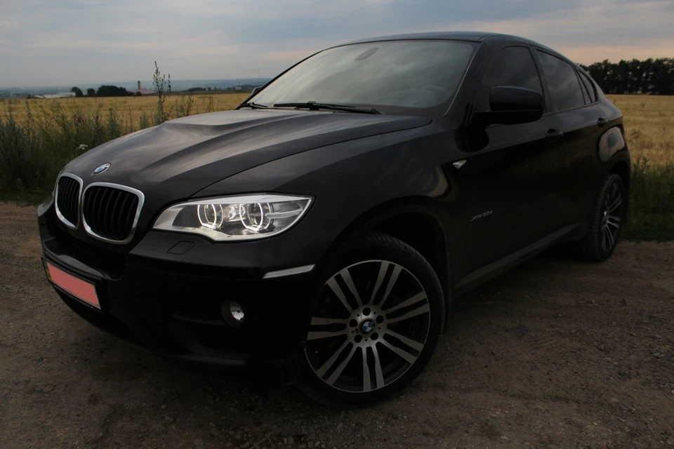 І знову фотосет моєї M Sport Edition, і знову на природі.