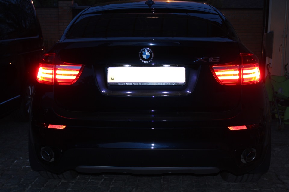 Нічний фотосет BMW X6 M Sport Edition. 2