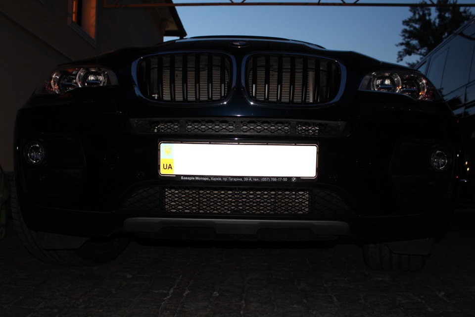 Нічний фотосет BMW X6 M Sport Edition. 3