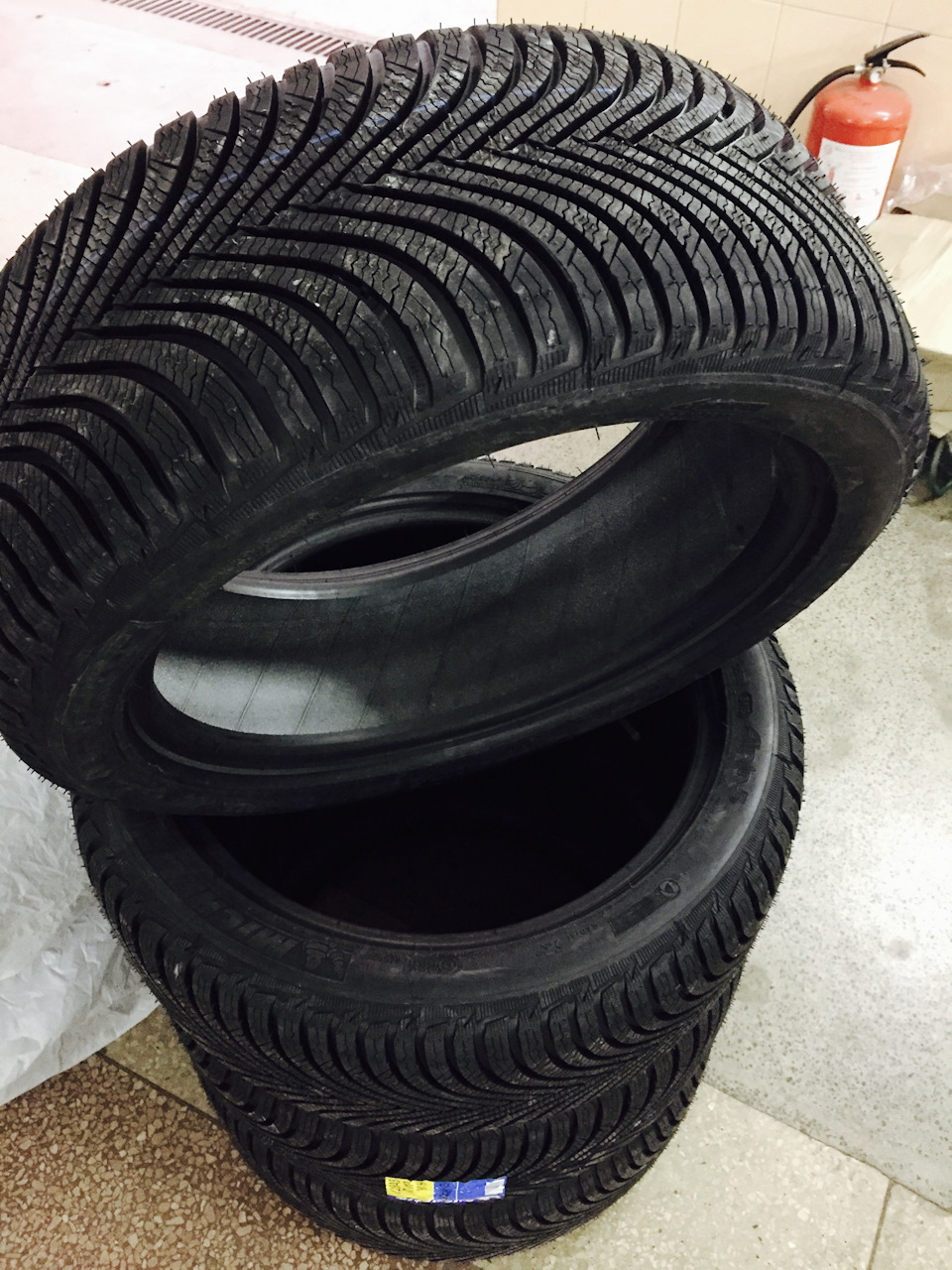 Зимові шини Michelin Alpin 5 1