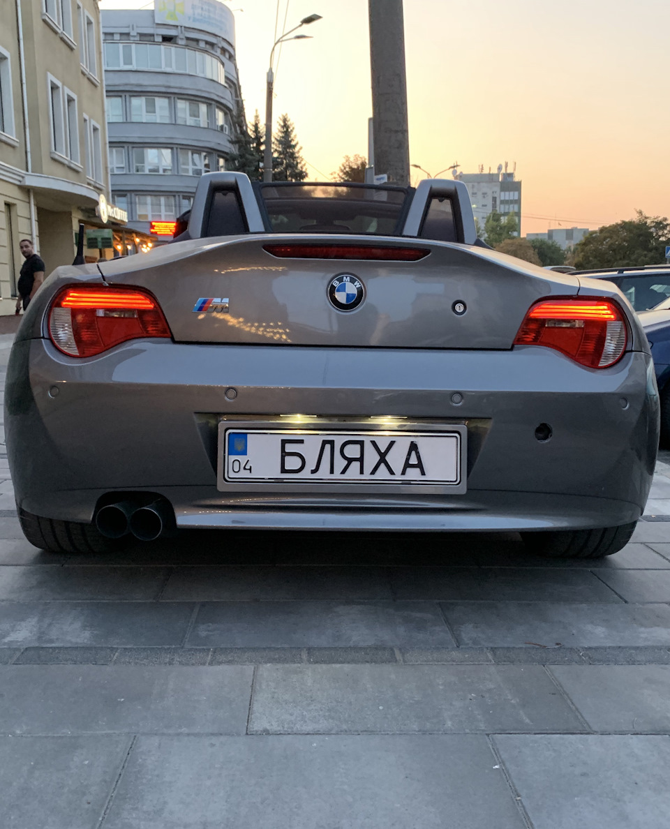Z4 E85 Заміна задніх ліхтарів на рестайлінгові 1