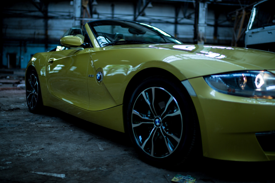 Photoshoot #1 Bumble Bee. 3