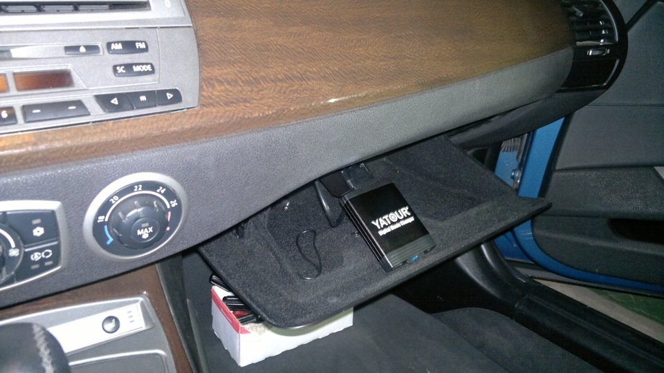 Установка USB, AUX, SD адаптера Yatour YT-M06 4