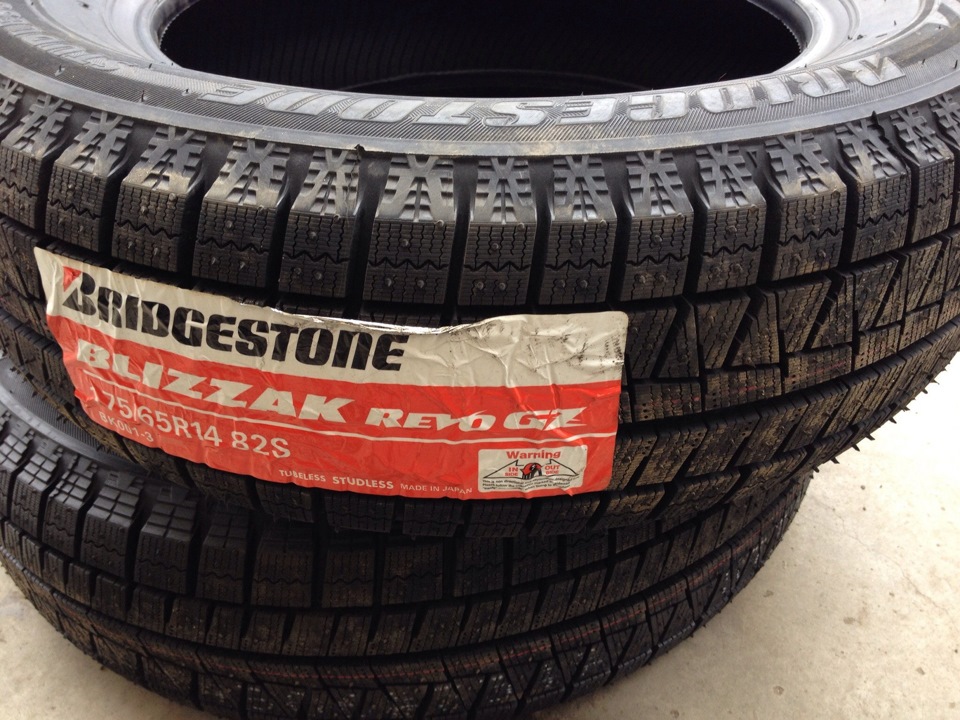 Bridgestone Blizzak Revo GZ. Перевзувся. 1