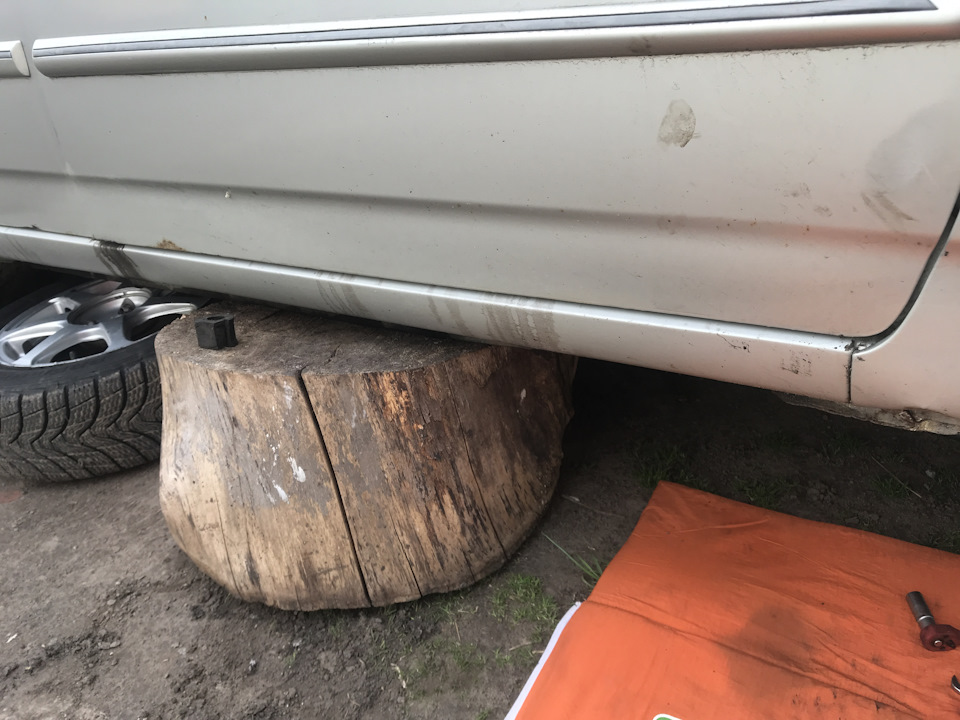 Зміна втулок стабілізатора без ями та зняття підрамника BYD F3, Corolla 120, Prius 20, Lifan Solano 1