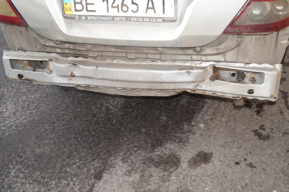 Без бамперів, відбійник, пороги, захист двигуна, загальний вигляд... 3