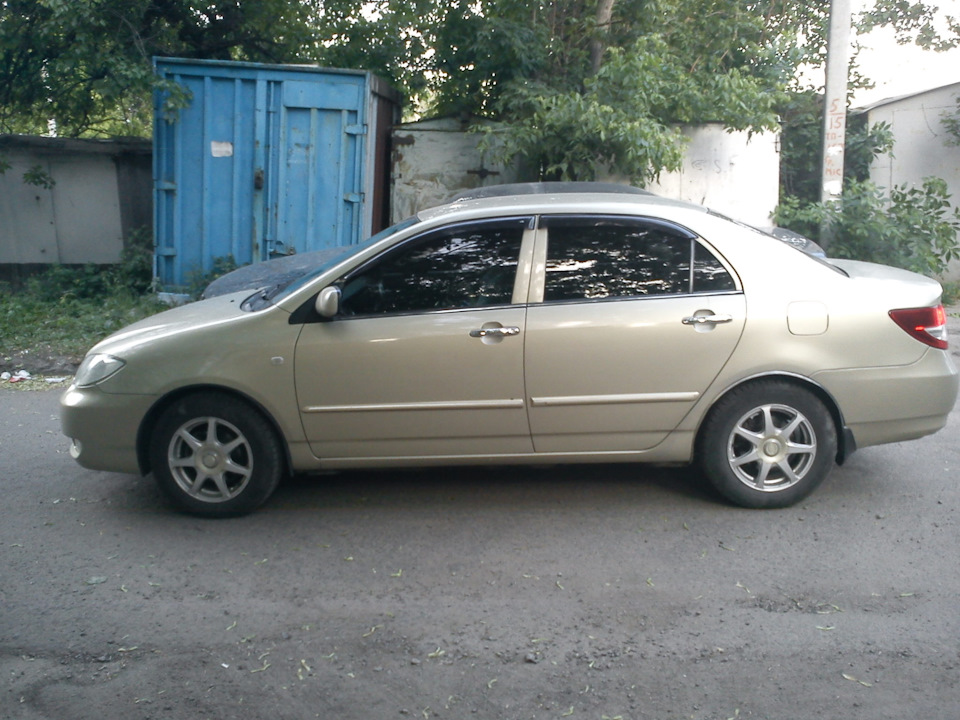 byd f3 vs audi c4 2