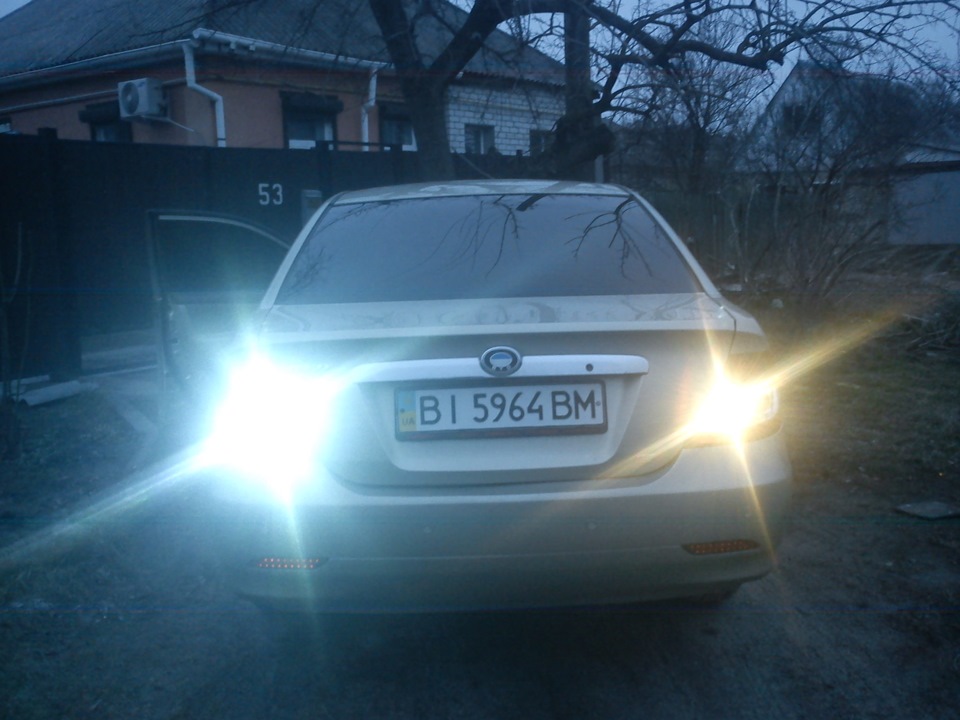 Ксенон задній хід 1