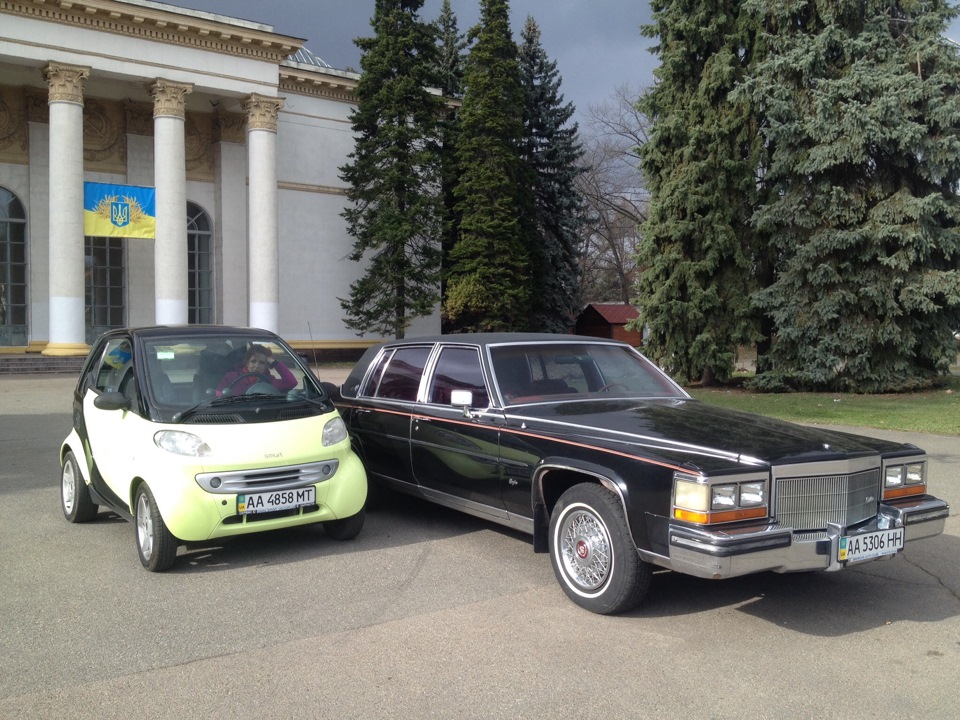 Cadillac vs Smart 5
