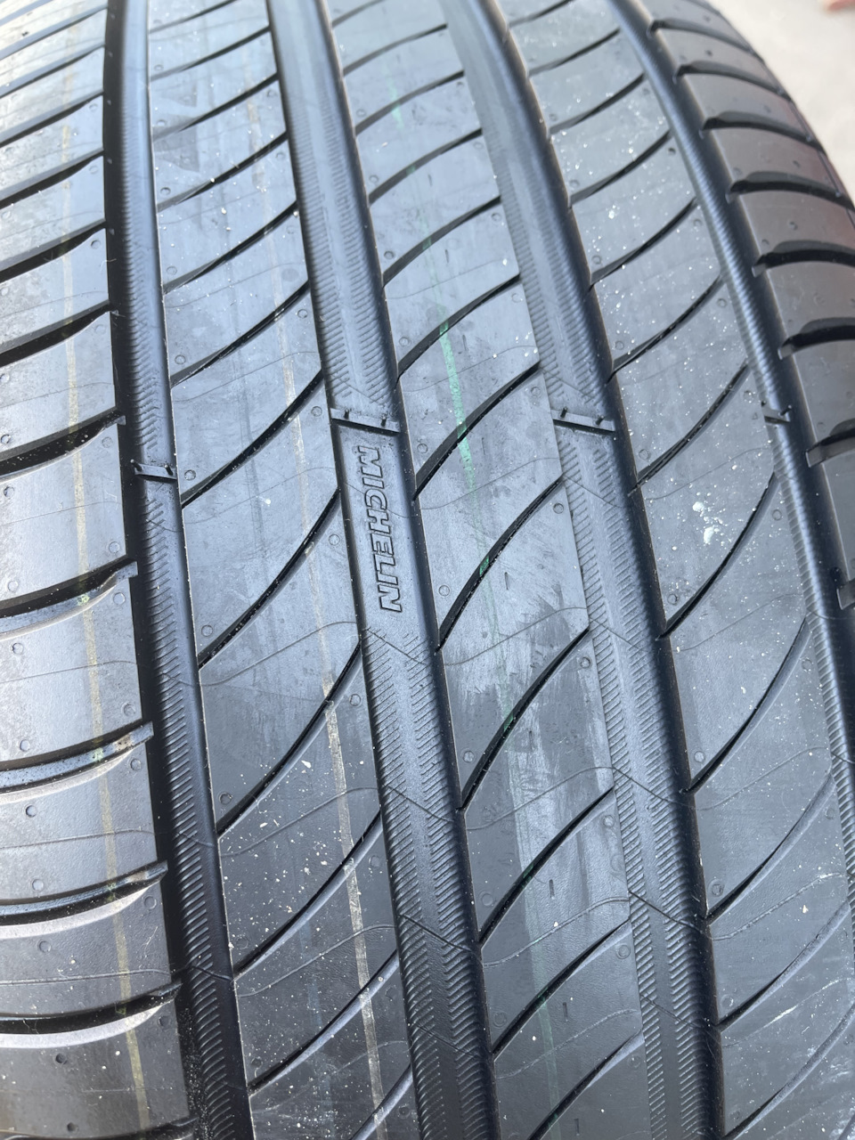 MICHELIN PRIMACY 4 235/45 R18 5