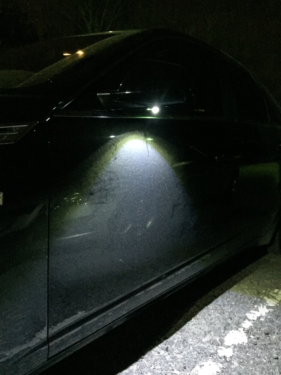 Puddle lights або підсвічування в дзеркалах 3