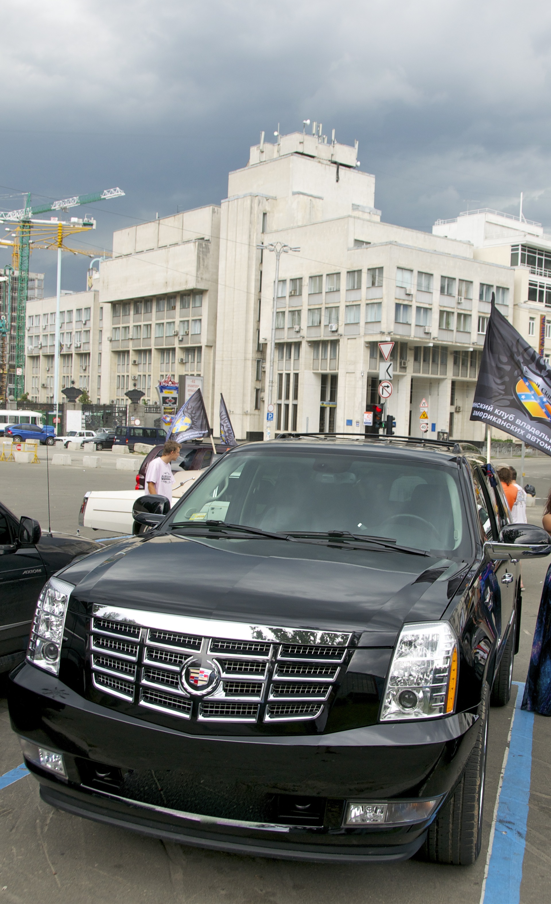 Cadillac Escalade Слонік на святкуванні Дня Народження клубу Detroit Clan! 5