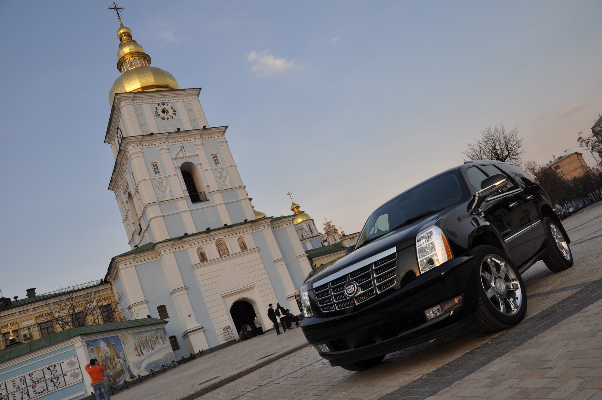 Фотосесія Cadillac Escalade та Chevrolet Aveo 3