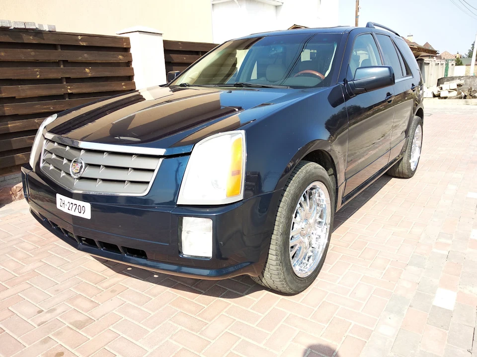 Продам Cadillac SRX