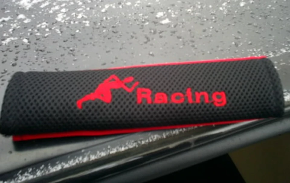 Салон. Змінюю Racing на штучну шкіру