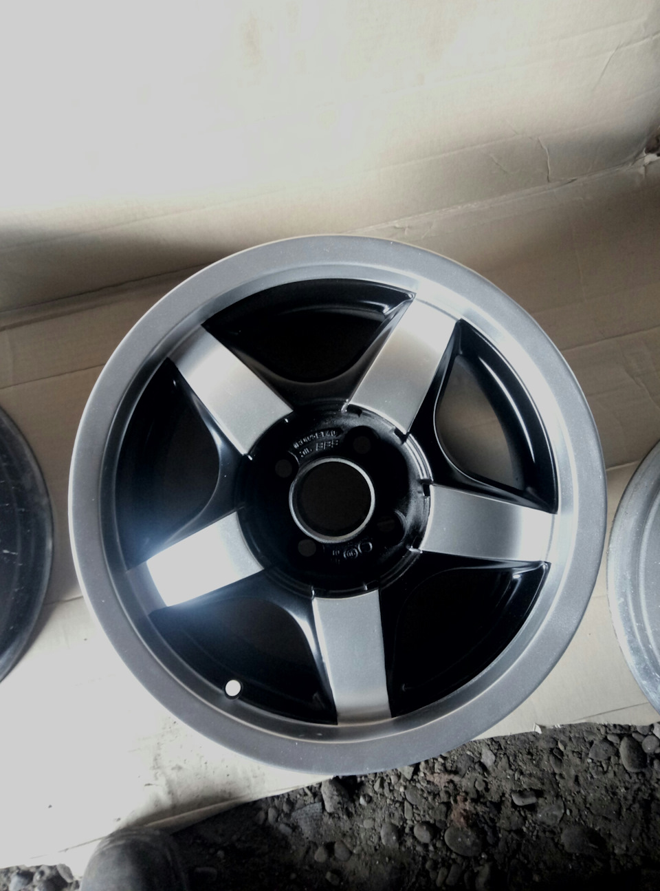 Нові диски R15 1