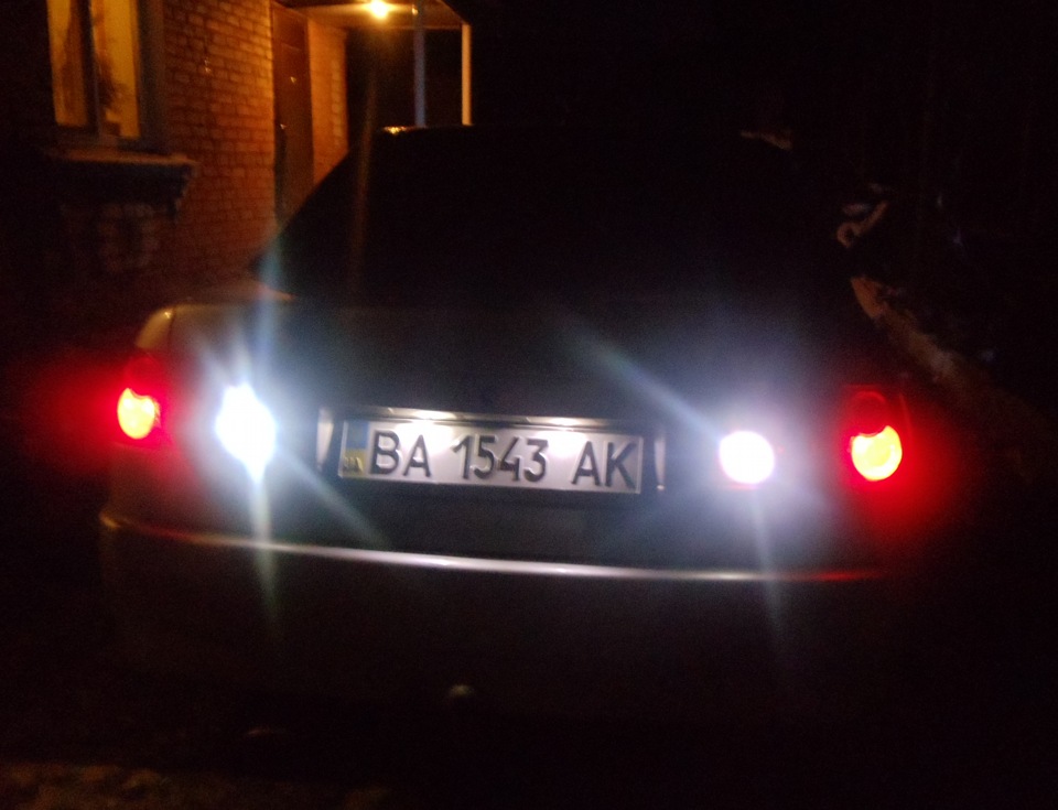 LED у задній хід 2