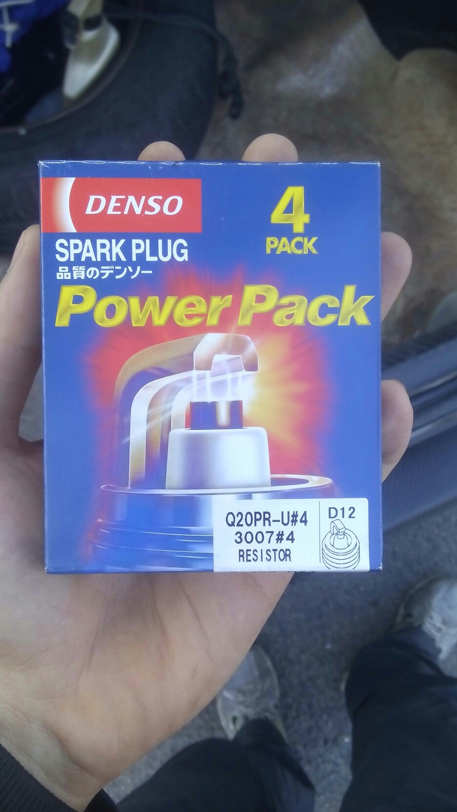 Поставив Ось такі свічки denso Q20PR-U 1