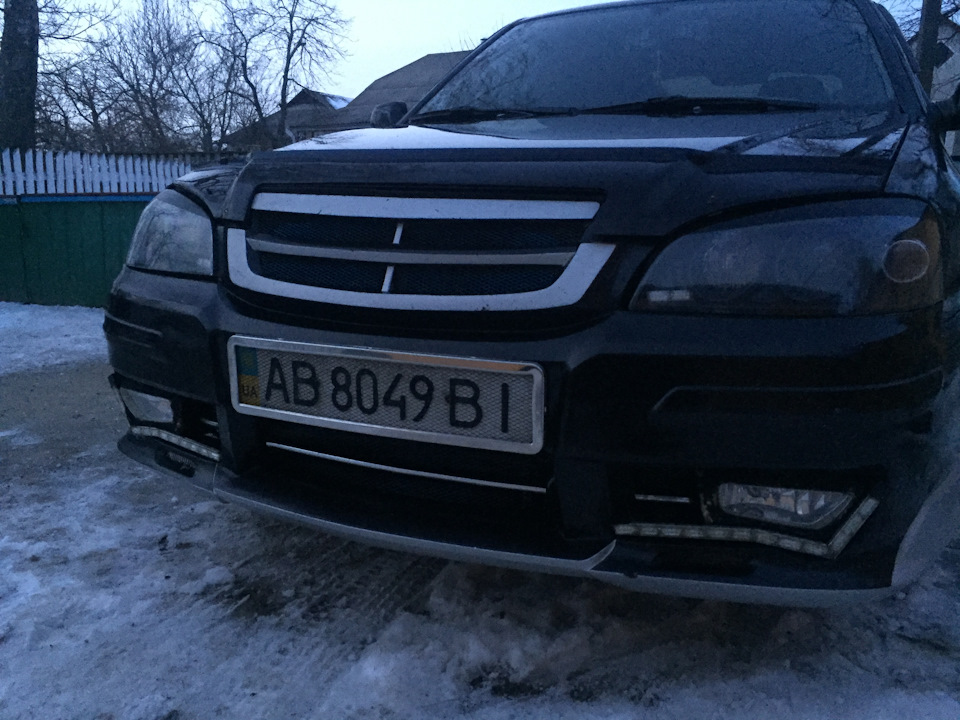 Грати номерного знака 3