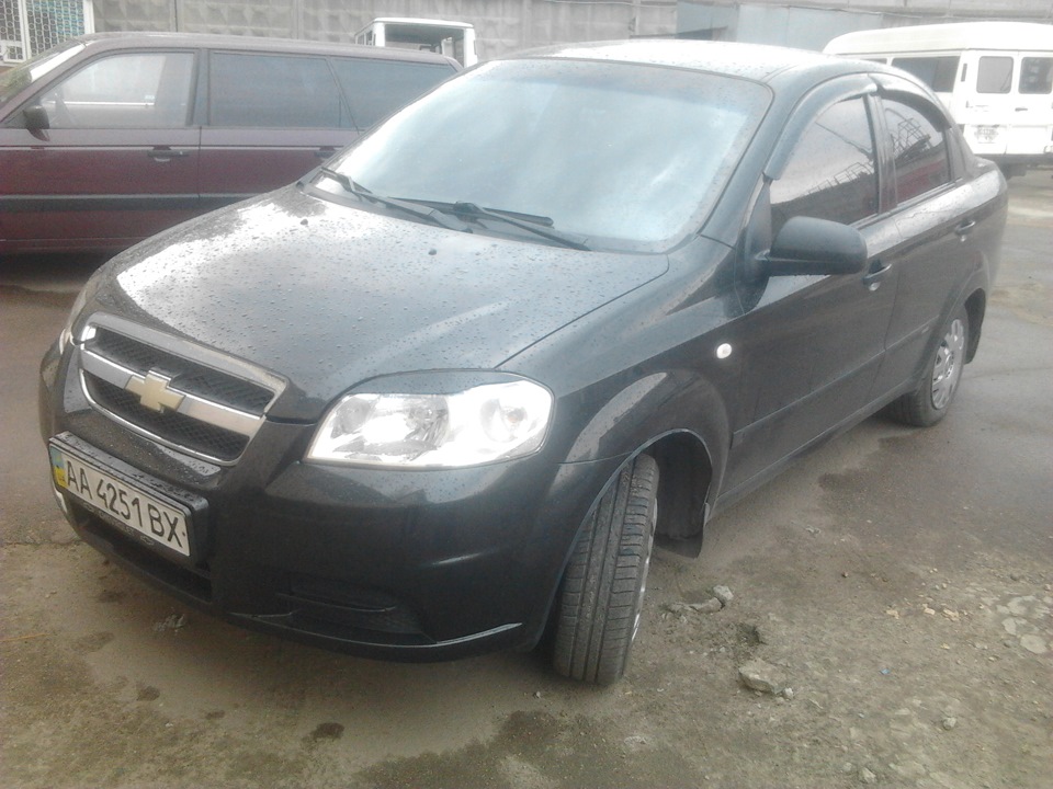 Chevrolet Aveo Sedan Чорна 1.5 1
