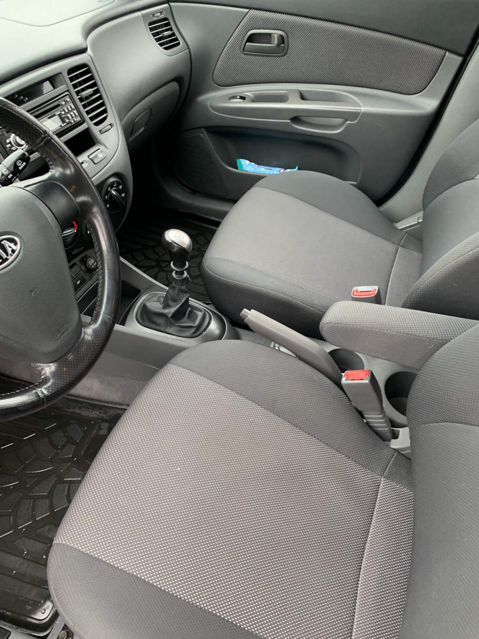 Нова машина Kia Rio JB 1
