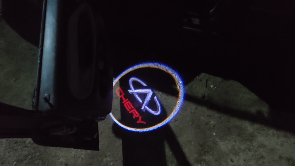 Підсвічування у двері chery amulet 1