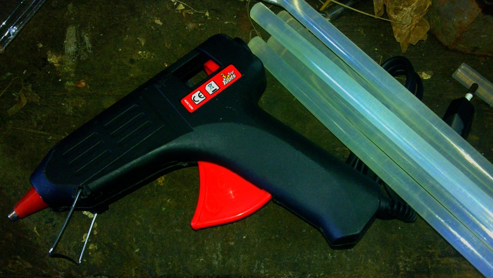 Клейовий пістолет TOP tools 2