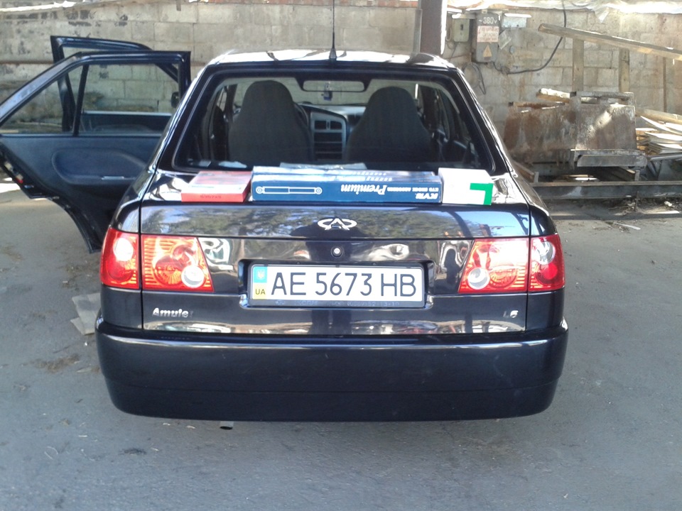 kyb premium 2