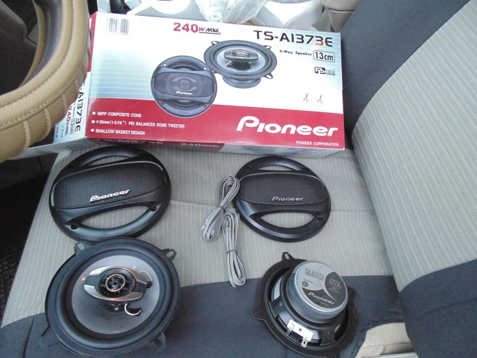 Pionner TS-A1373E