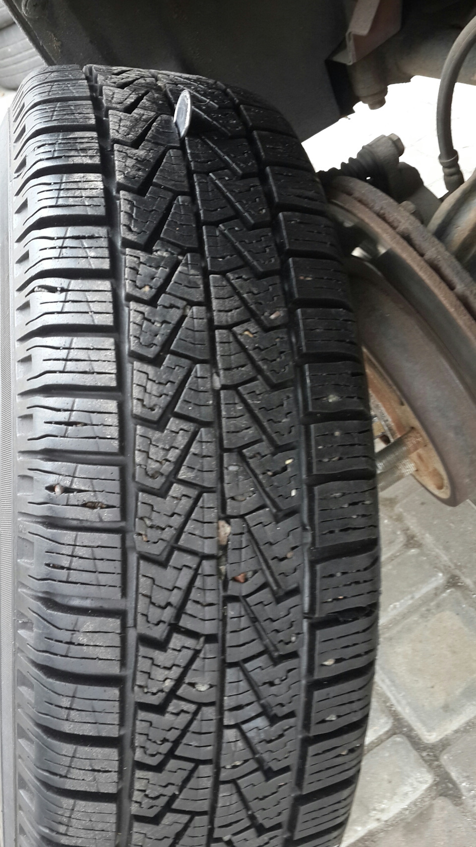 175×65 R14 ЗАТИРАЄ. Зимова гума. 4