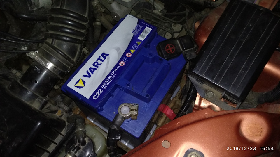 Новий акумулятор Varta c22 1