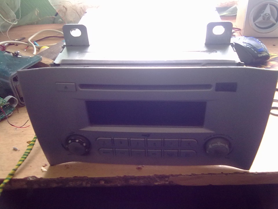 USB в штатну магнітолу 1