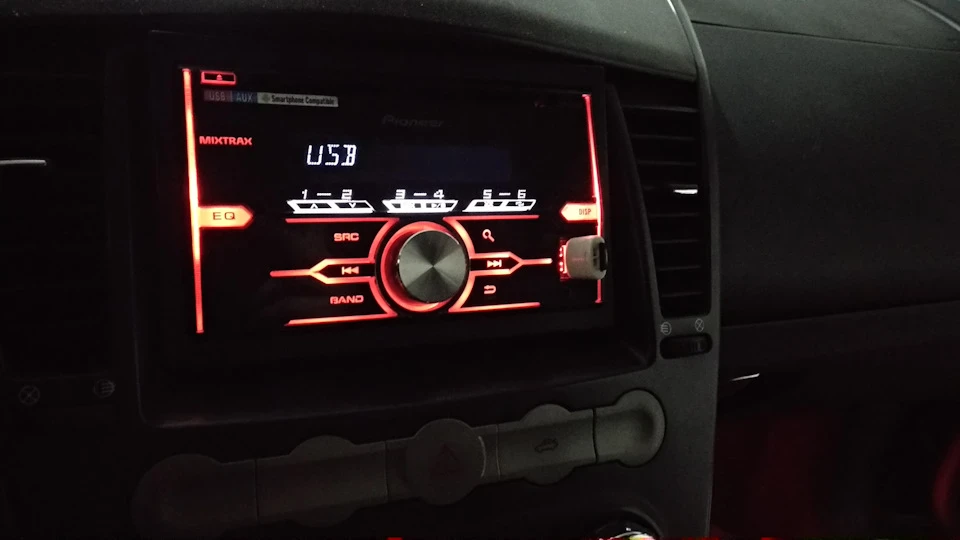 Заміна SWAT AHR-4580 на Pioneer FH-X380UB, прокладання проводів під сабвуфер