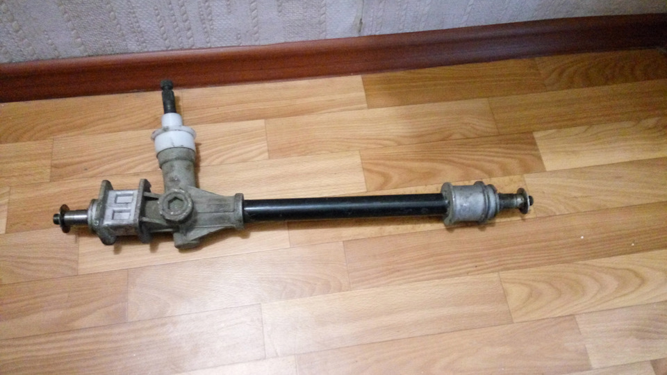 Заміна рульової рейки. 1