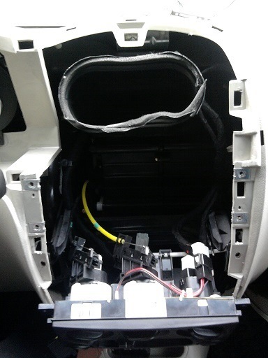 установка 2 din в Chery QQ 2