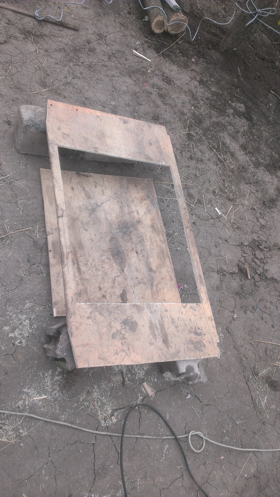 Полиця в багажник Ч.1 3