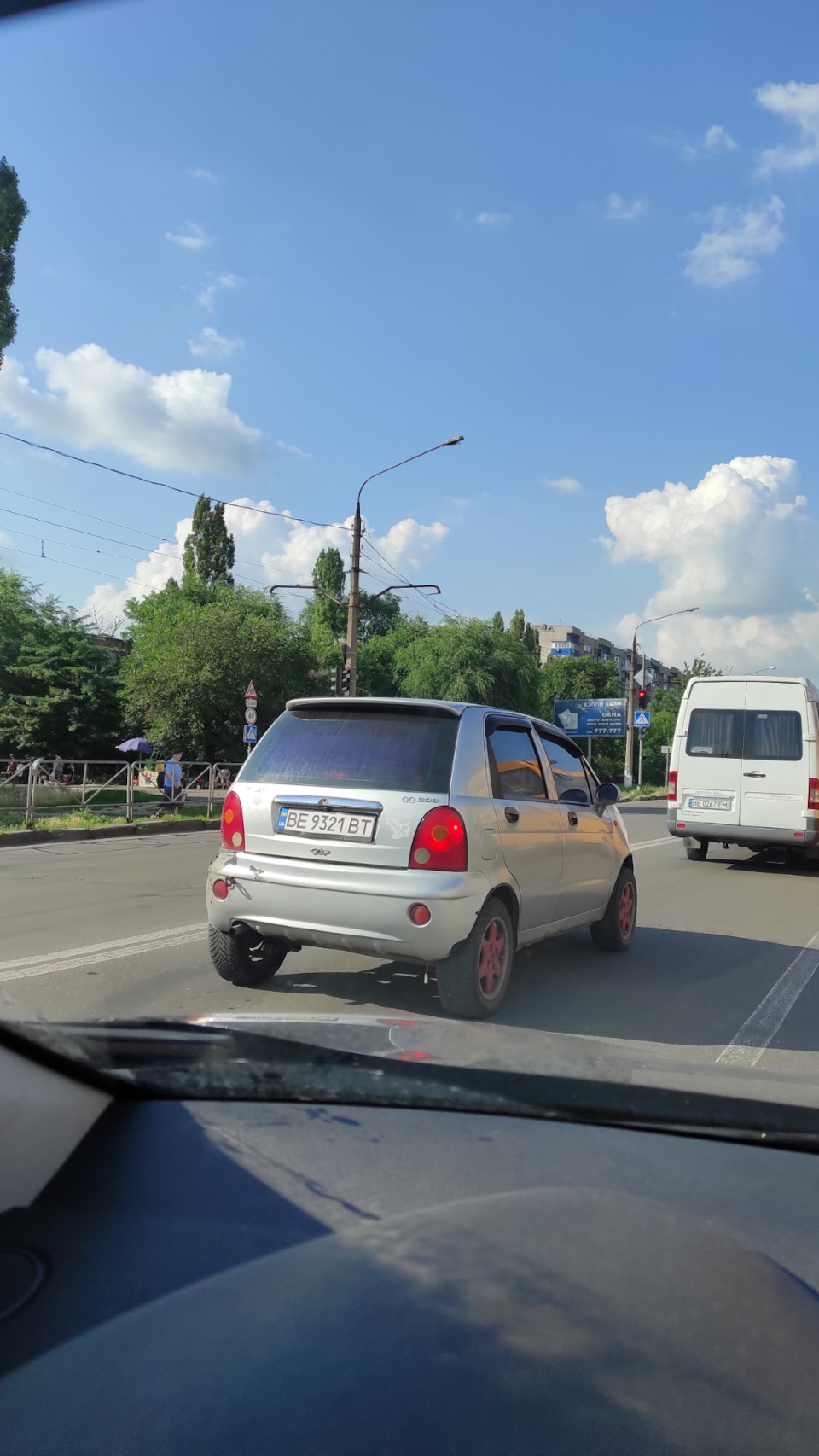 Випадкова зустріч на дорозі 1